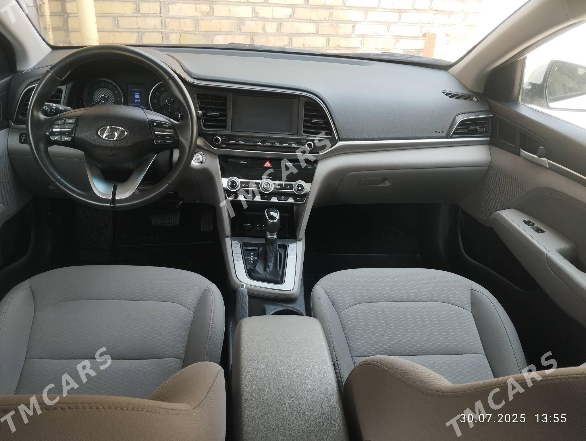 Hyundai Elantra 2019 - 180 000 TMT - Ашхабад - img 6