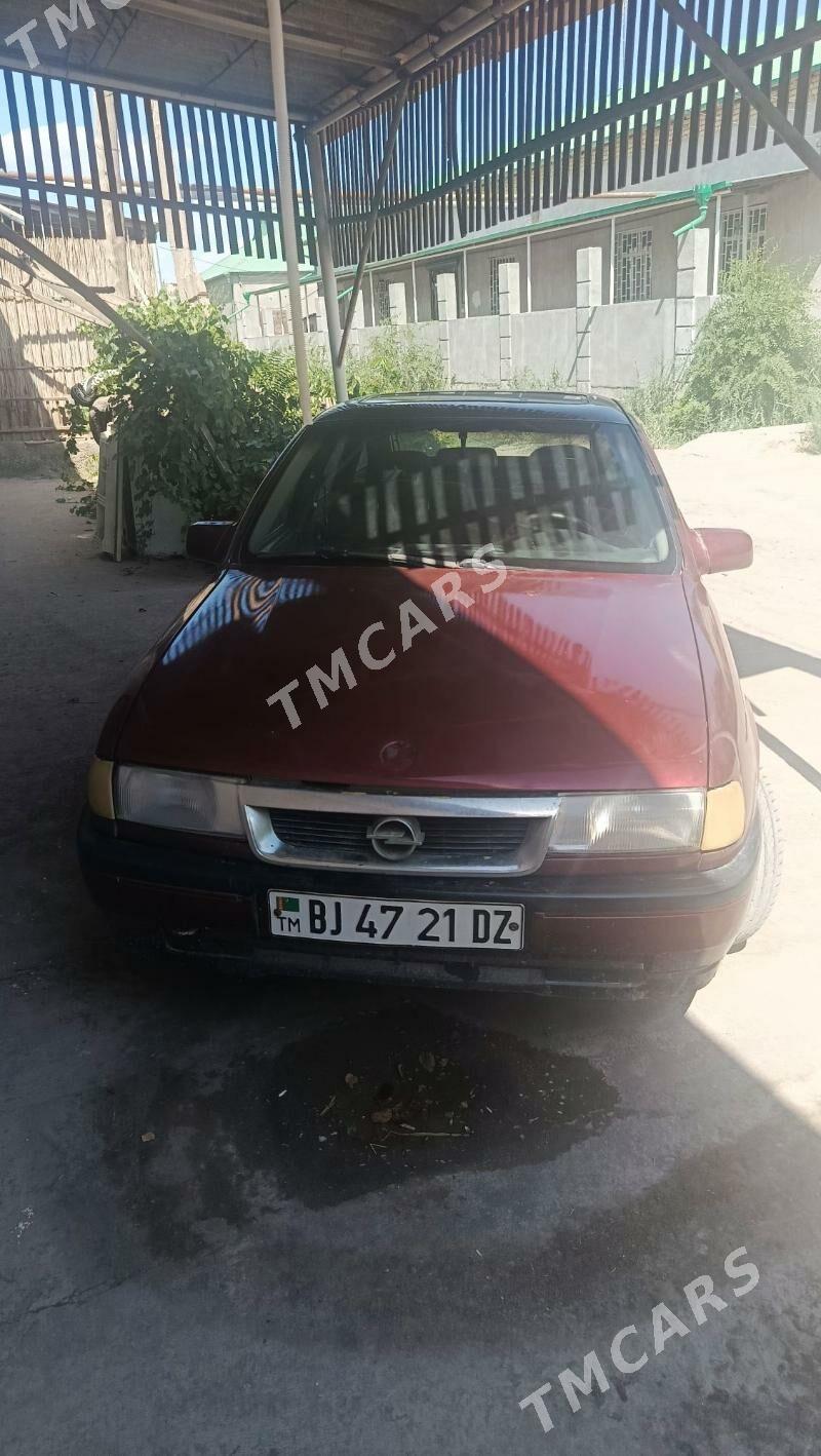 Opel Vectra 1991 - 20 000 TMT - Гурбансолтан Едже - img 4