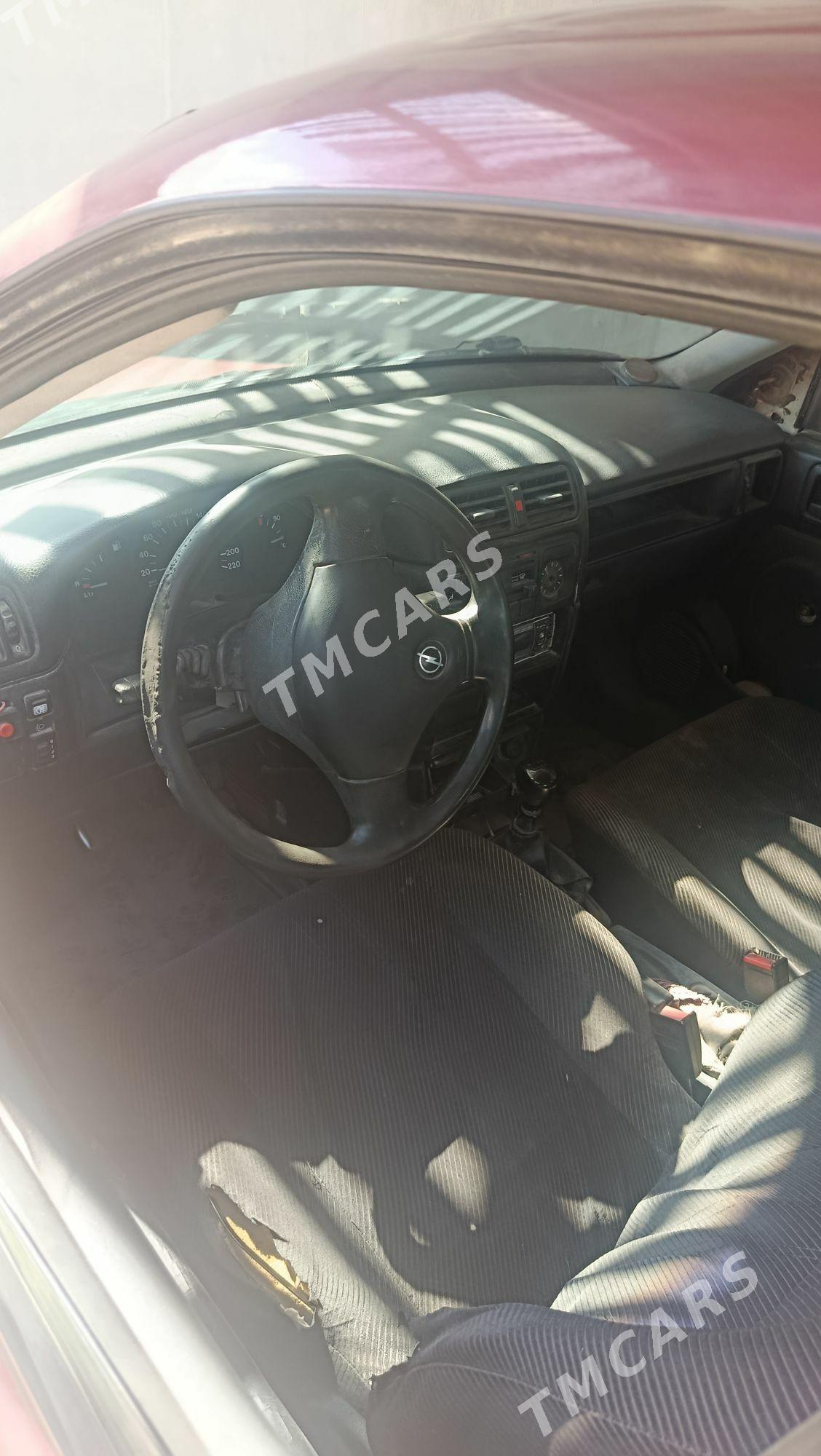 Opel Vectra 1991 - 20 000 TMT - Гурбансолтан Едже - img 2