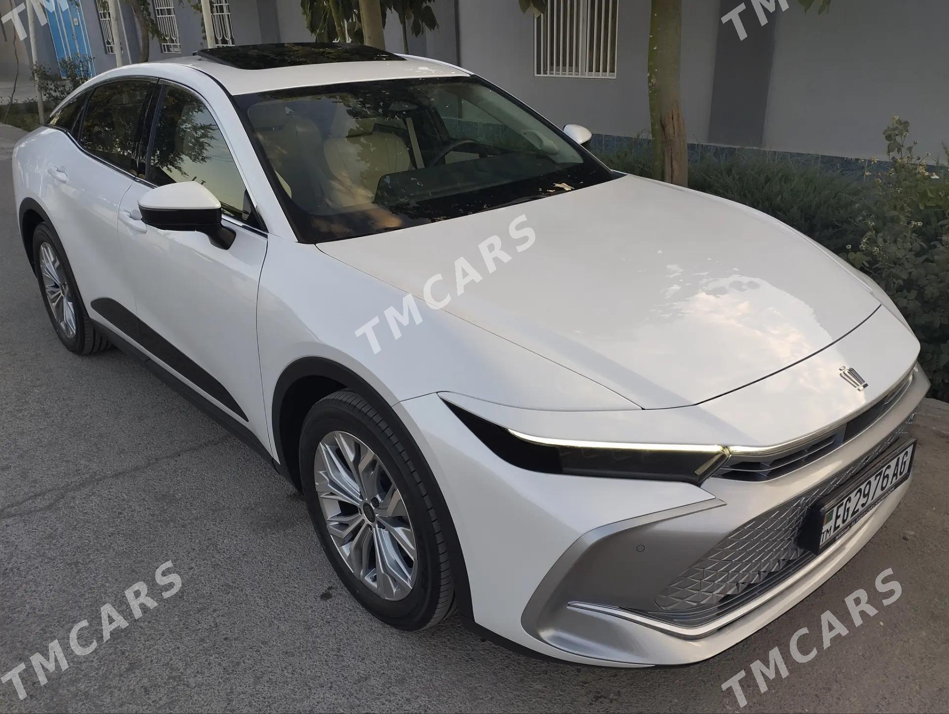 Toyota Crown 2024 - 648 000 TMT - Aşgabat - img 5