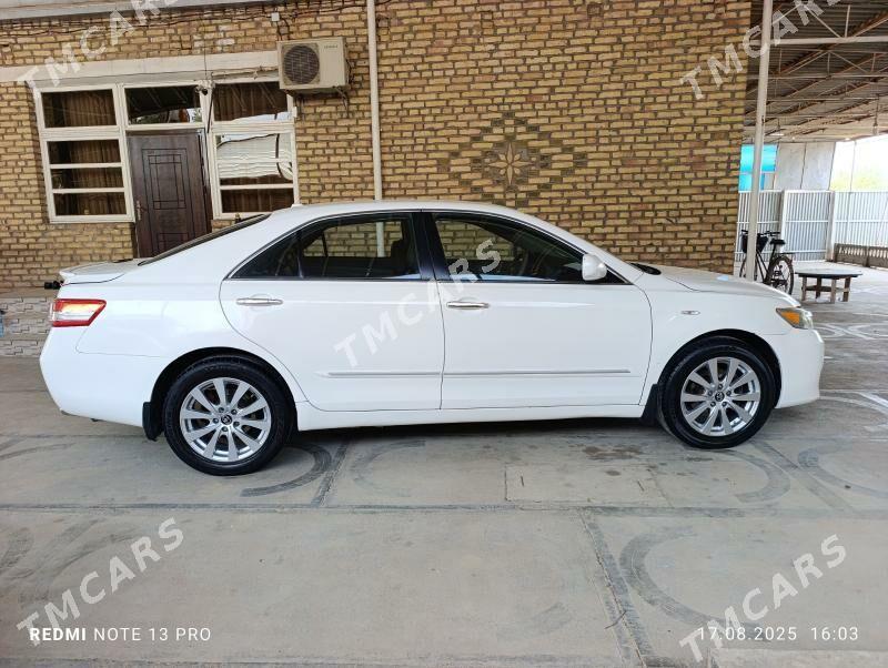 Toyota Camry 2010 - 145 000 TMT - Мары - img 8