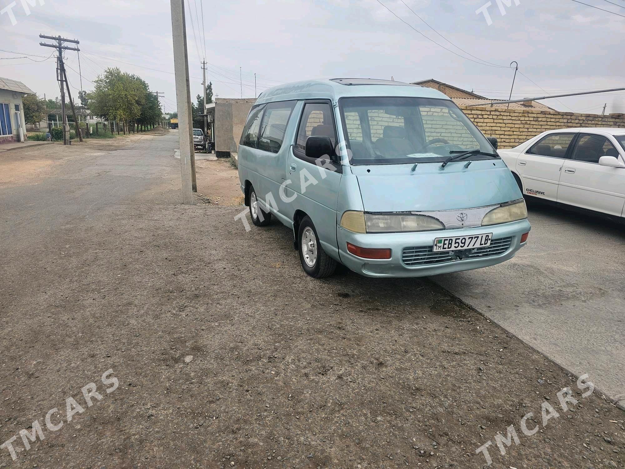 Toyota Town Ace 1994 - 25 000 TMT - Дянев - img 1