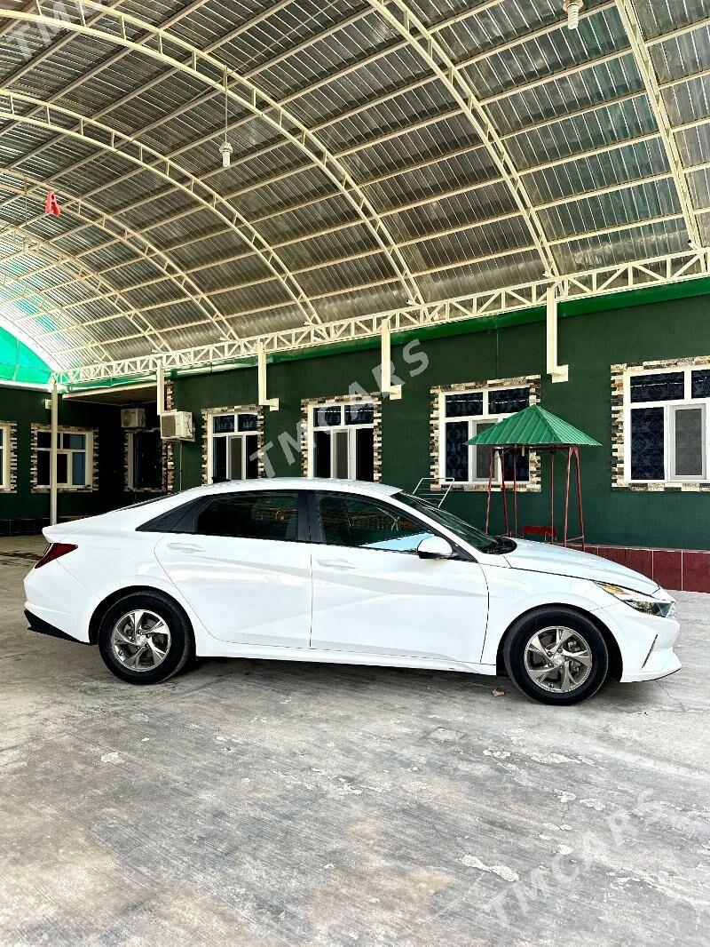 Hyundai Elantra 2022 - 235 000 TMT - Gurtly - img 3