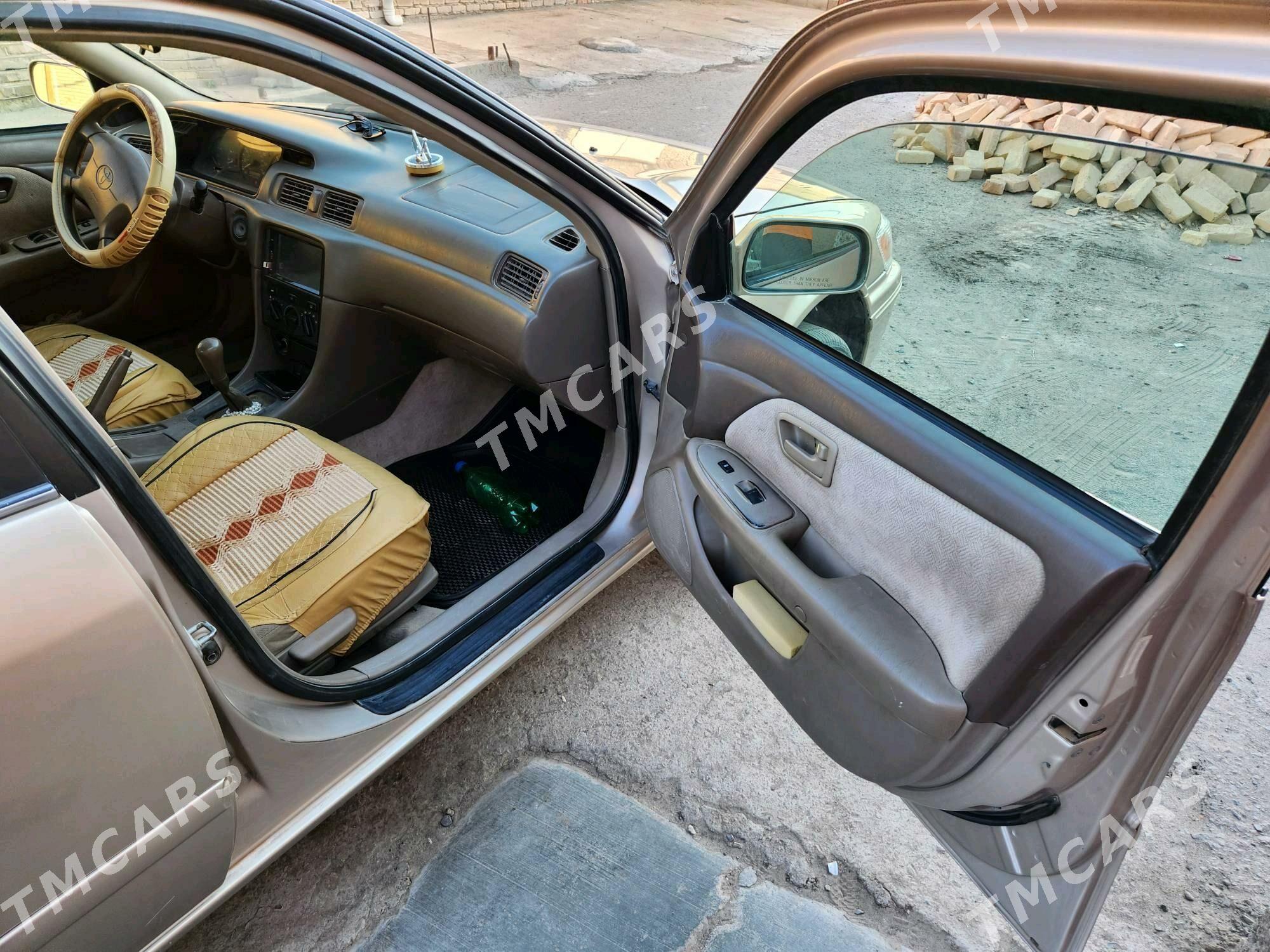 Toyota Camry 2001 - 130 000 TMT - Дашогуз - img 8