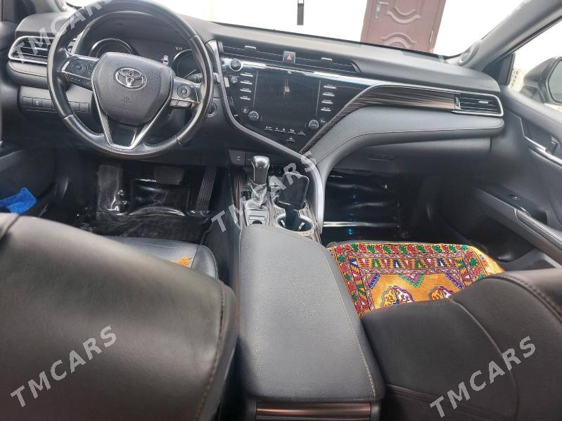Toyota Camry 2019 - 465 000 TMT - Ашхабад - img 4
