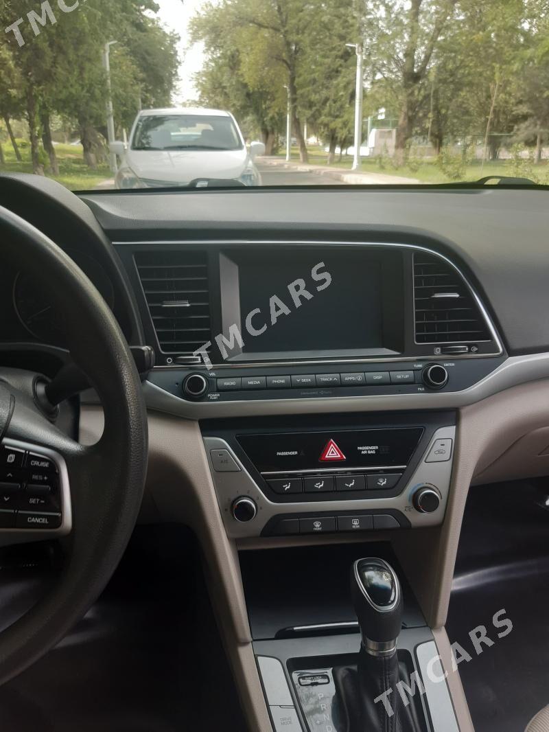 Hyundai Elantra 2018 - 179 000 TMT - Aşgabat - img 8