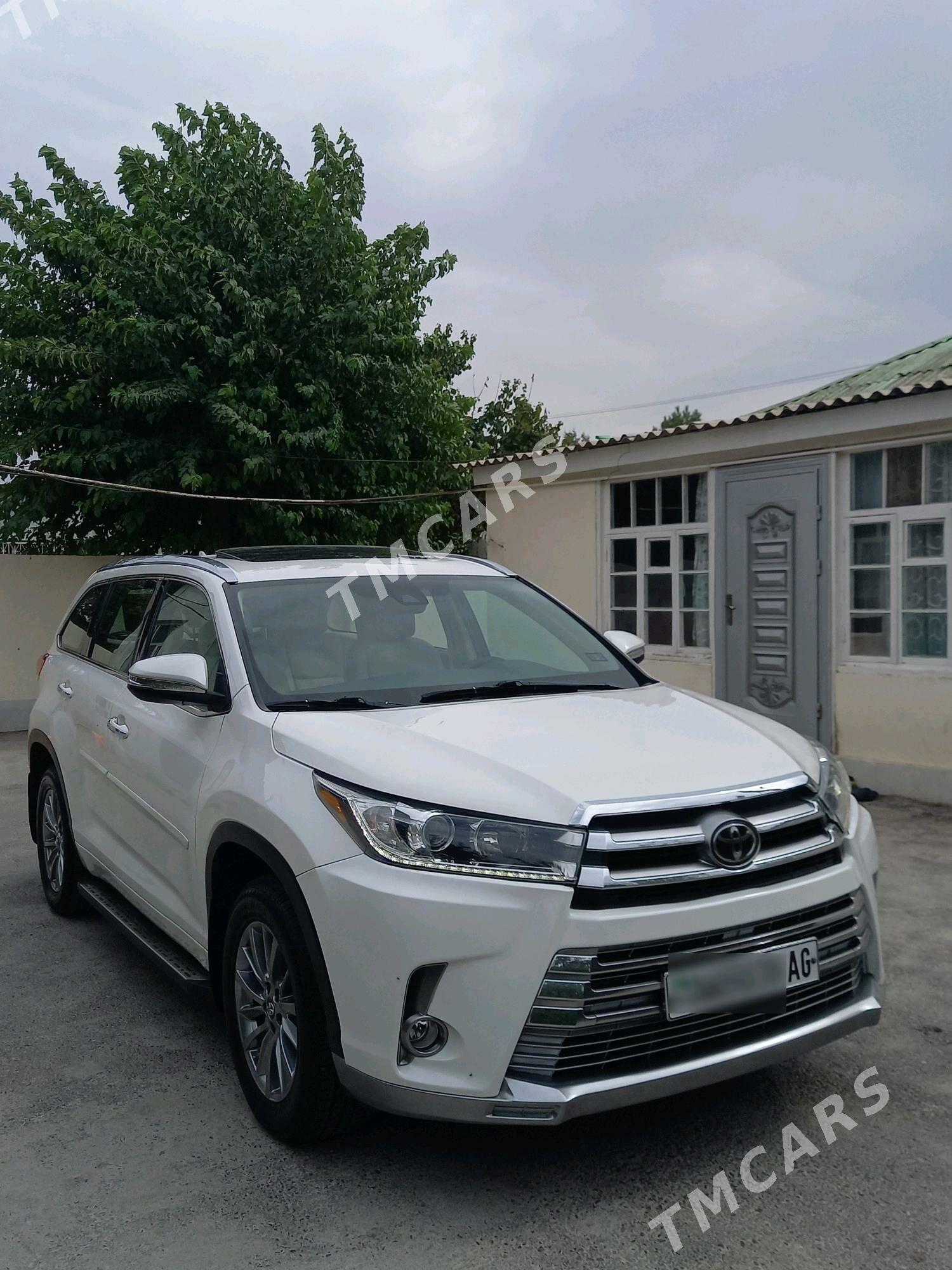 Toyota Highlander 2018 - 495 000 TMT - Aşgabat - img 2
