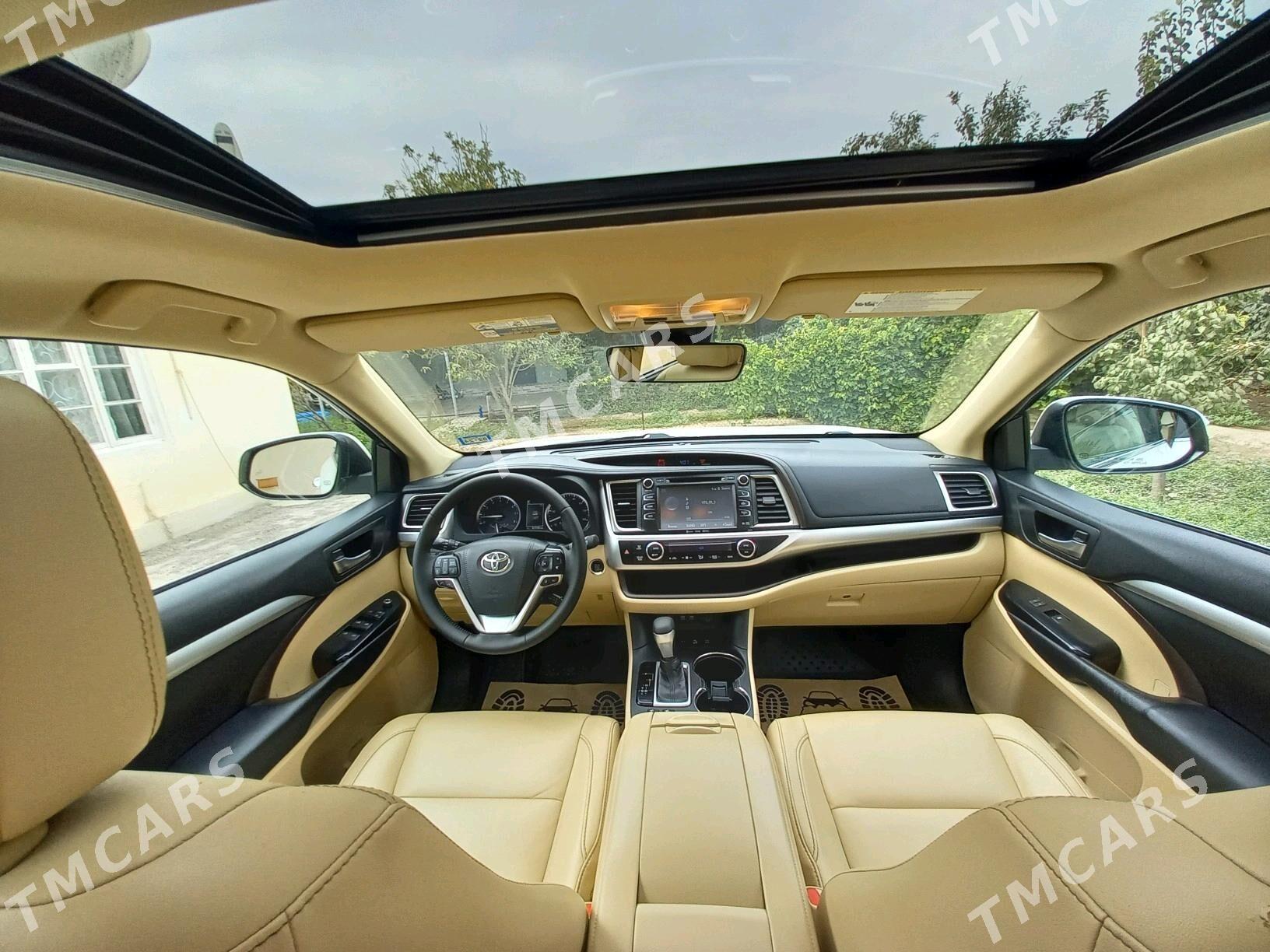 Toyota Highlander 2018 - 495 000 TMT - Aşgabat - img 4