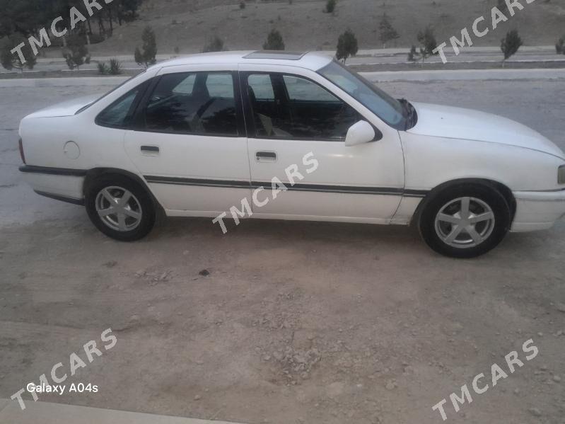 Opel Vectra 1990 - 28 000 TMT - Бахарден - img 3