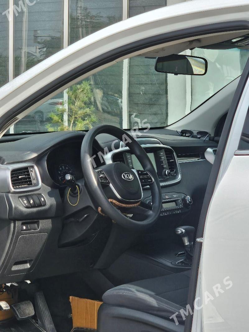 Kia Sorento 2018 - 285 000 TMT - Мары - img 8