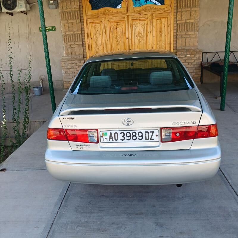 Toyota Camry 2001 - 152 000 TMT - Дашогуз - img 4