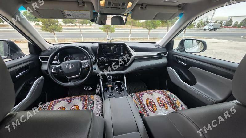 Toyota Highlander 2022 - 570 000 TMT - Анев - img 2