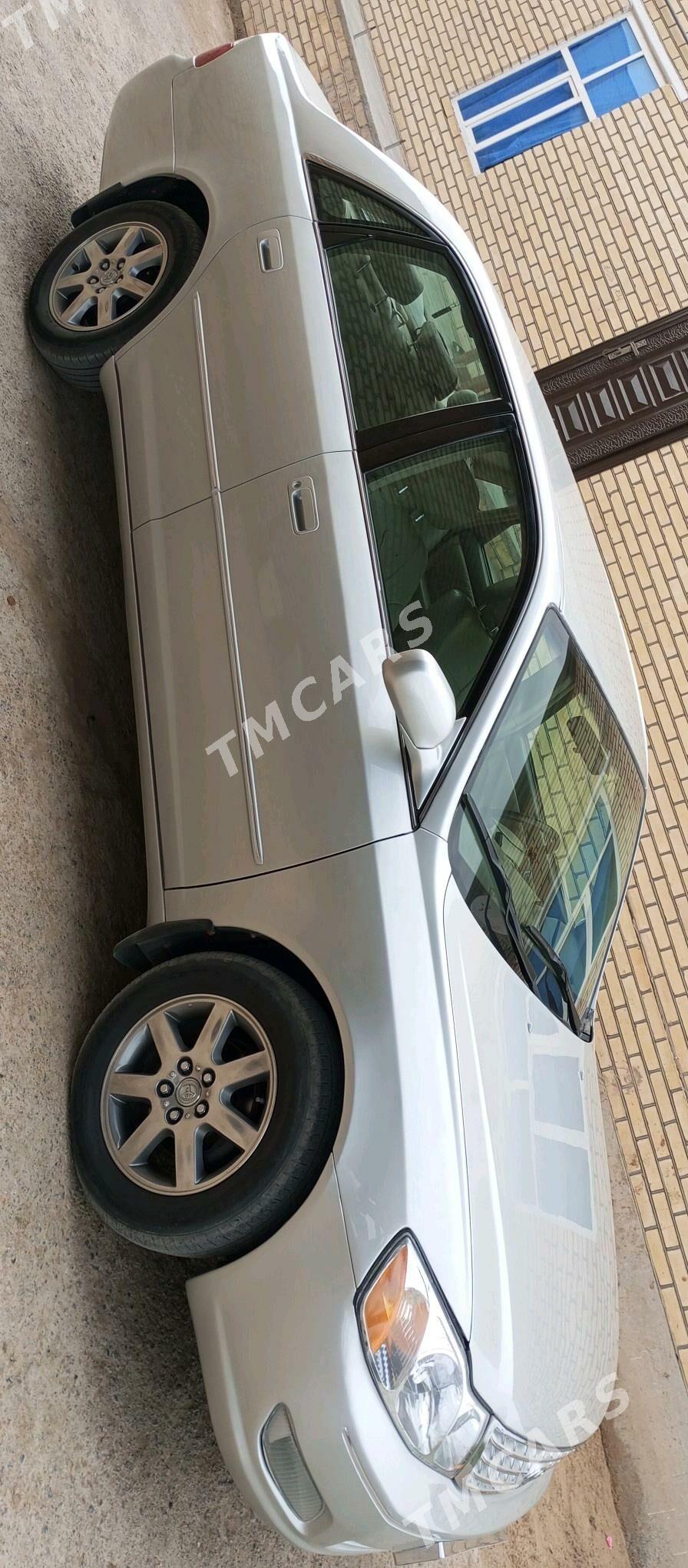 Toyota Avalon 2001 - 180 000 TMT - Мары - img 1