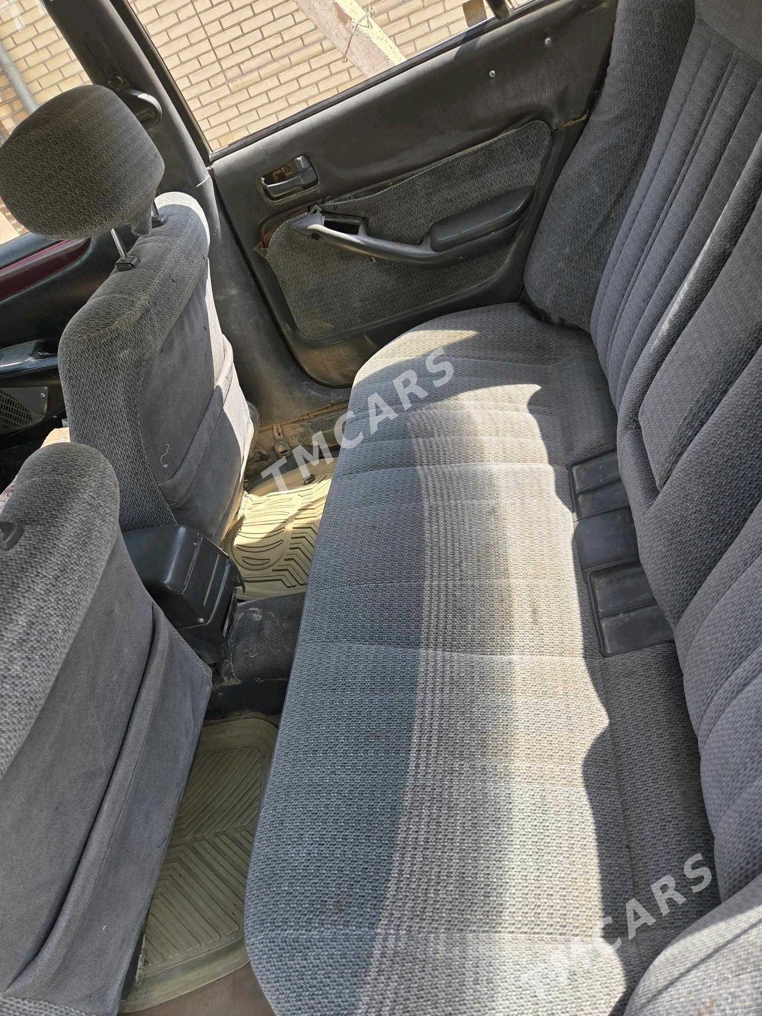 Toyota Camry 1992 - 25 000 TMT - Mary - img 5
