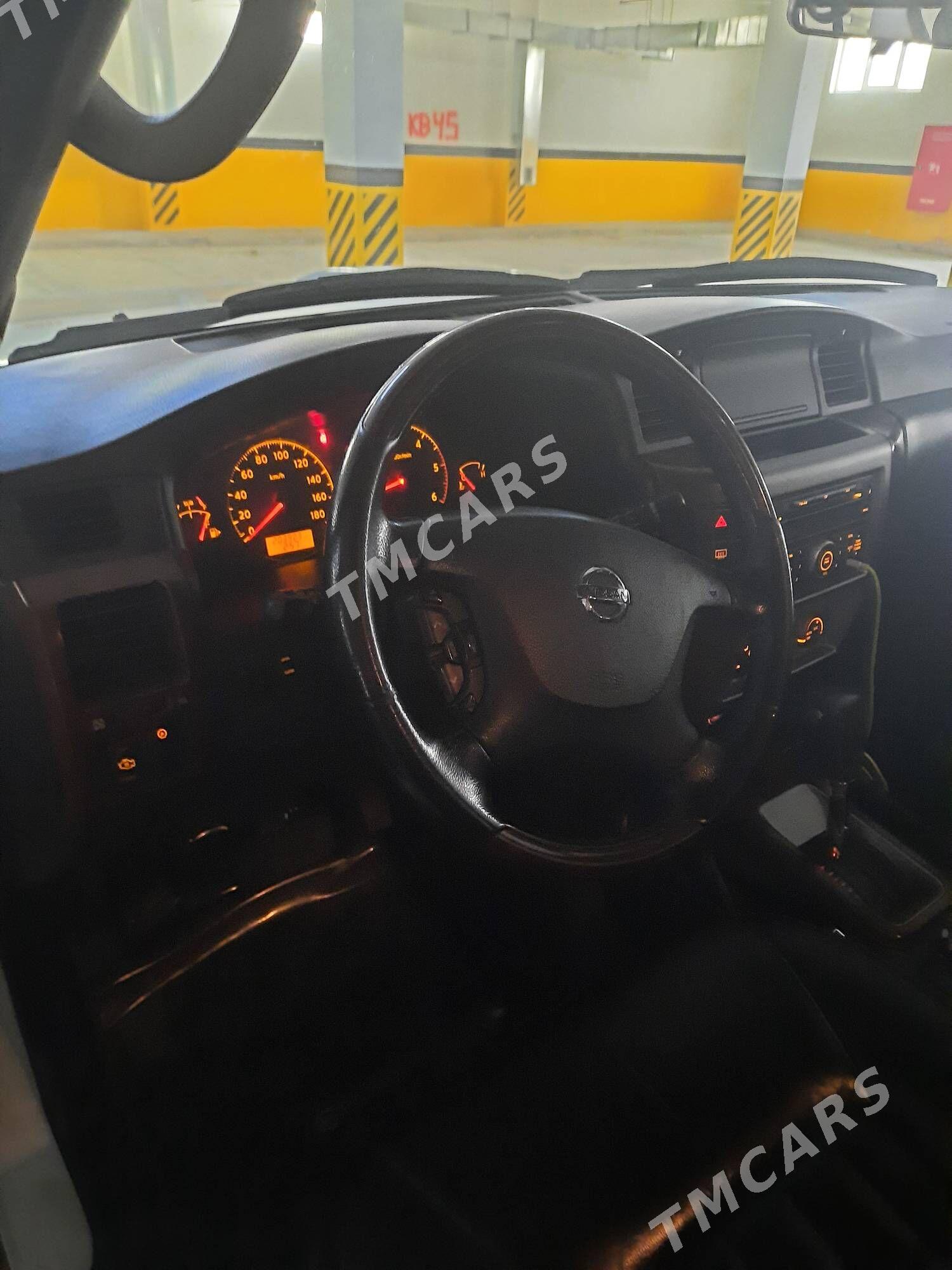 Nissan Patrol 2013 - 400 000 TMT - Ашхабад - img 3