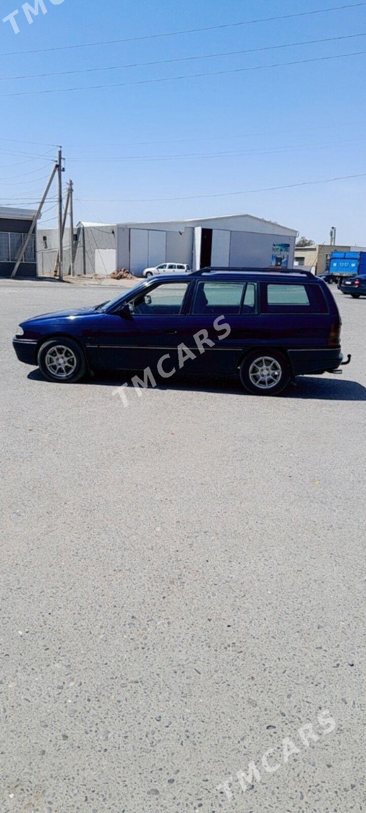 Opel Astra 1992 - 35 000 TMT - Мары - img 2