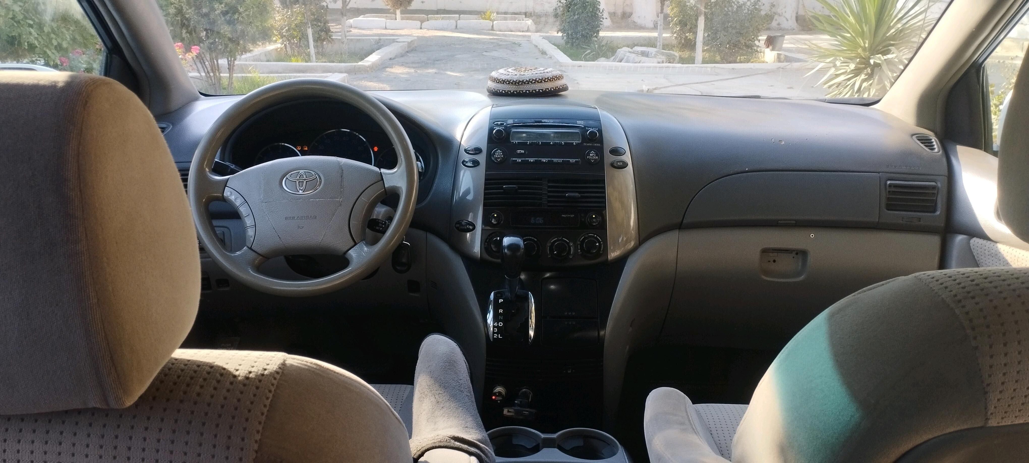 Toyota Sienna 2009 - 180 000 TMT - Бахарден - img 2