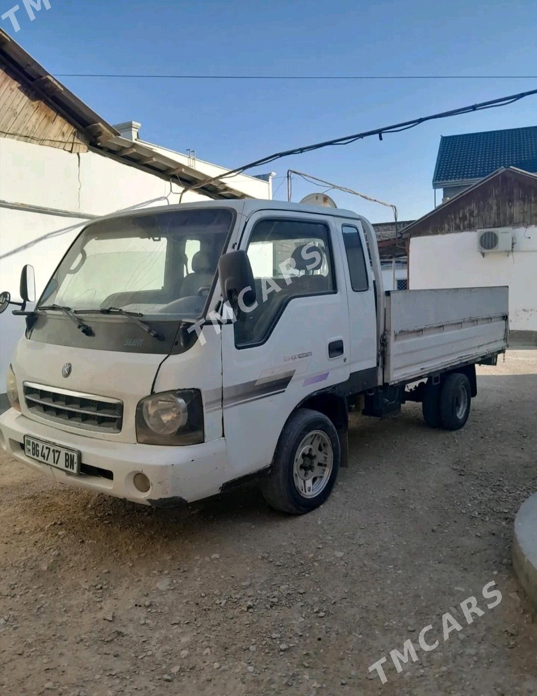 Kia Bongo 2003 - 66 000 TMT - Balkanabat - img 3