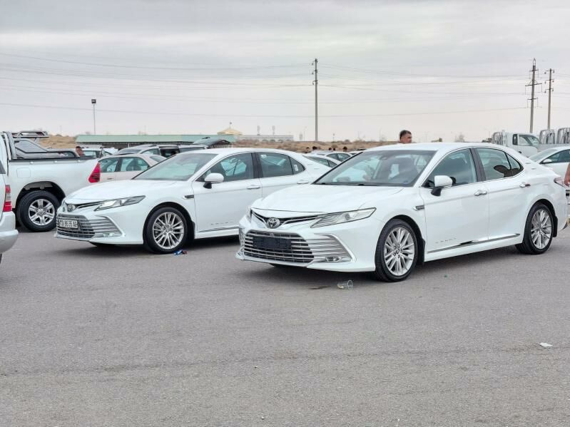 Toyota Camry 2022 - 385 000 TMT - Parahat 1 - img 2