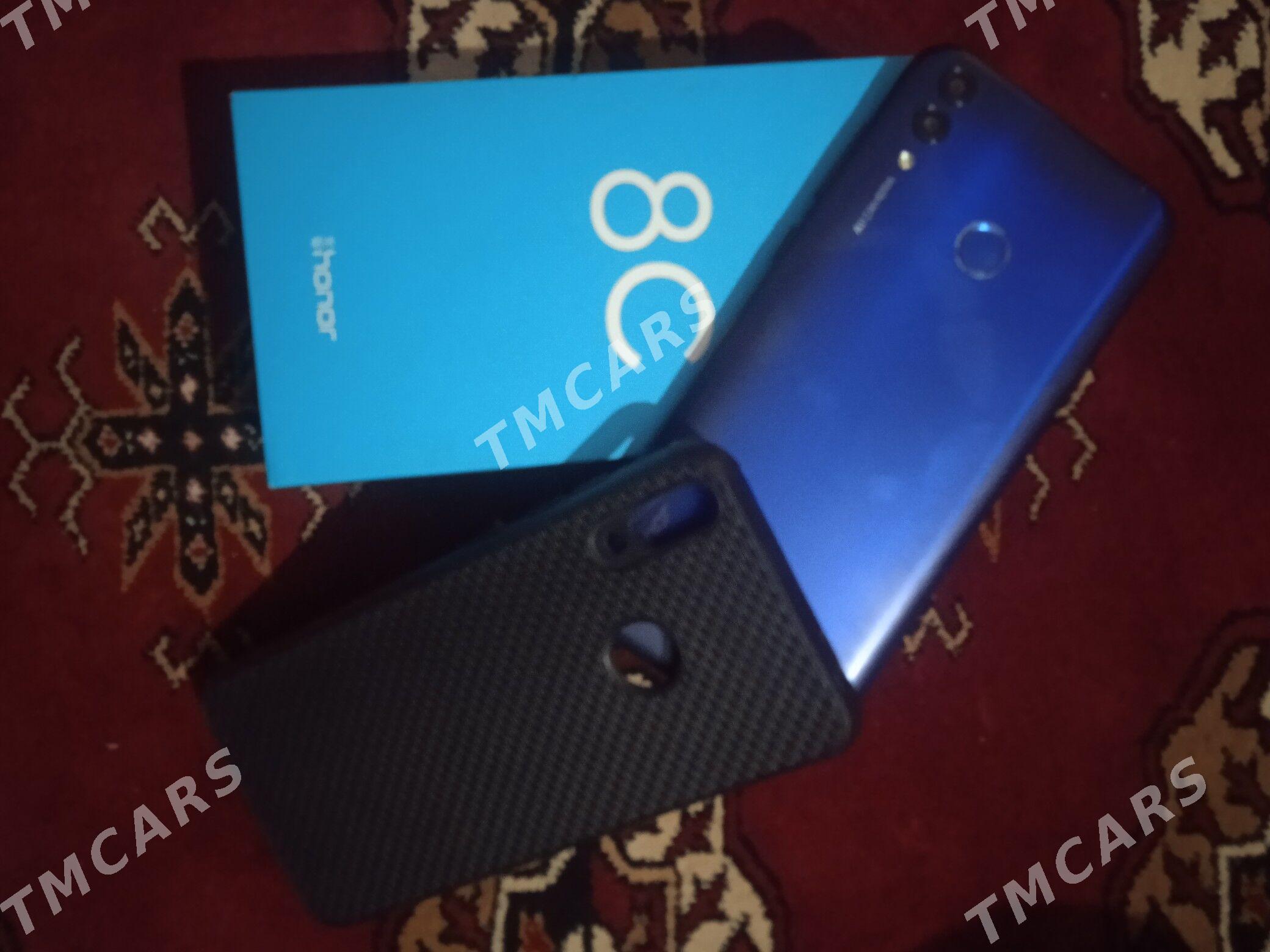Honor 8C  telefon - Gumdag - img 2