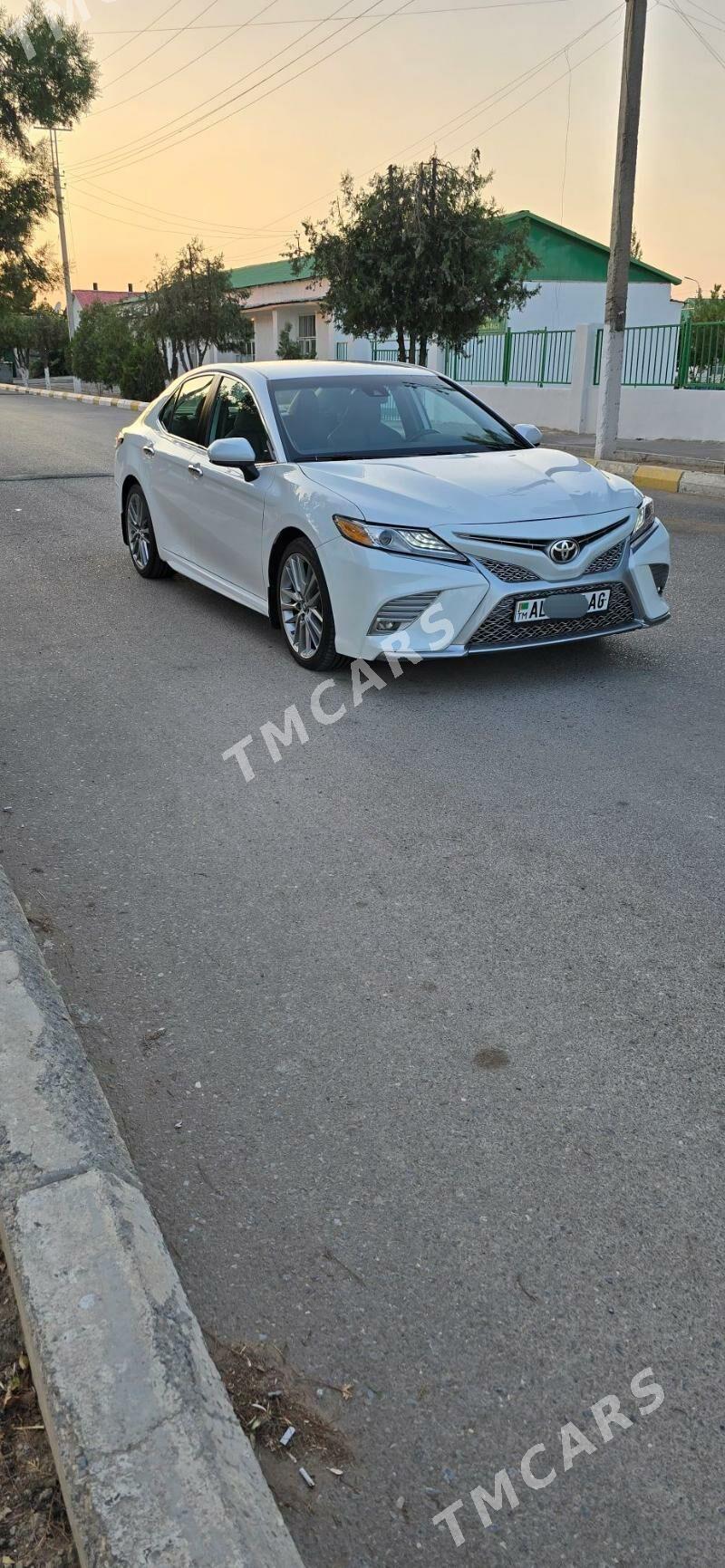 Toyota Camry 2019 - 310 000 TMT - Ашхабад - img 2