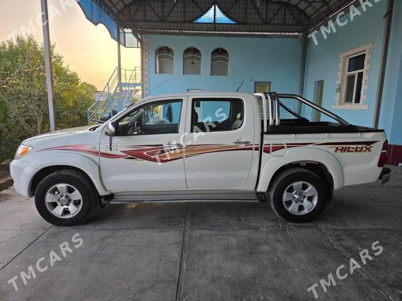 Toyota Hilux 2007 - 250 000 TMT - Тагтабазар - img 3