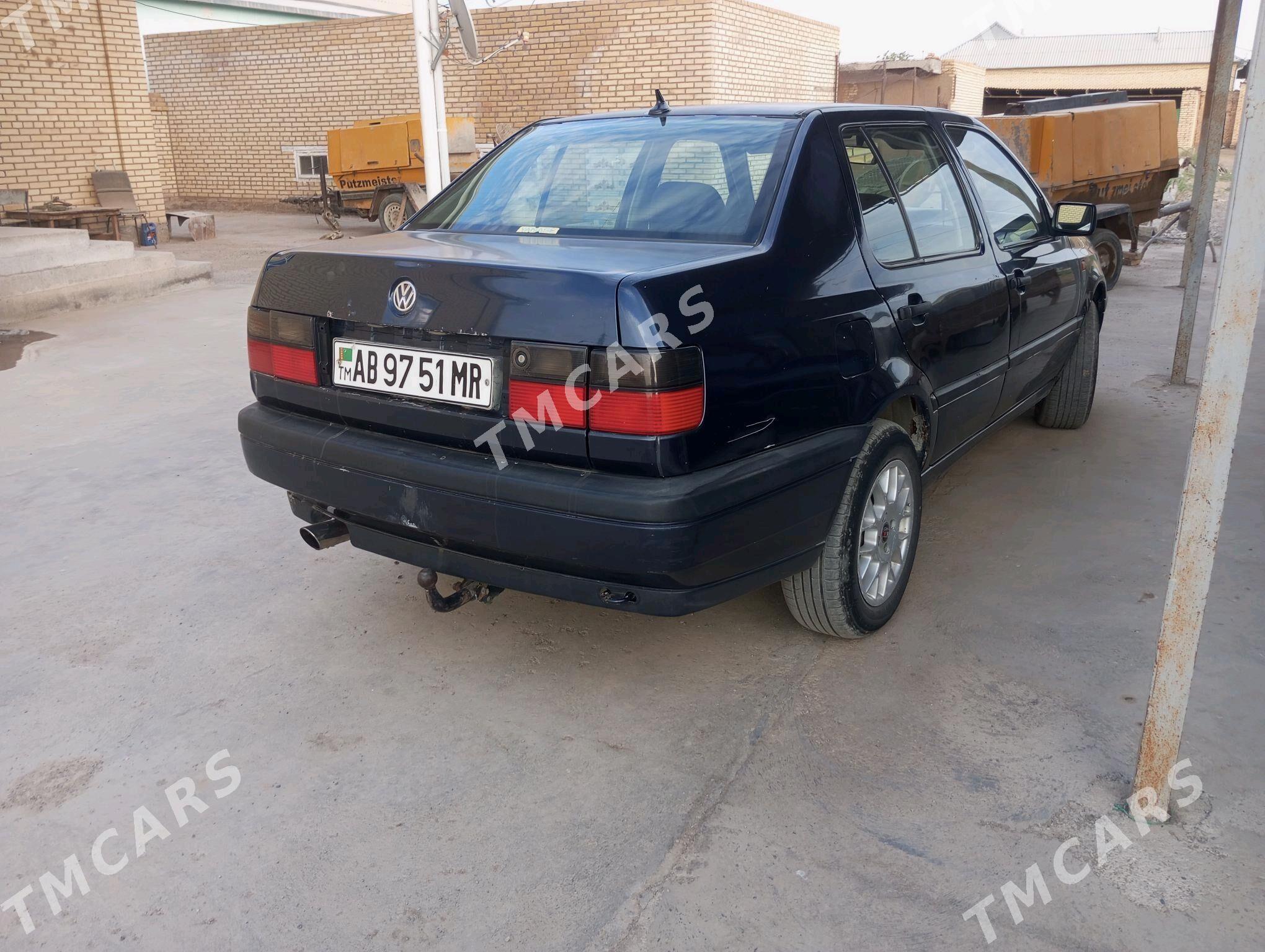 Volkswagen Jetta 1992 - 39 000 TMT - Mary - img 3