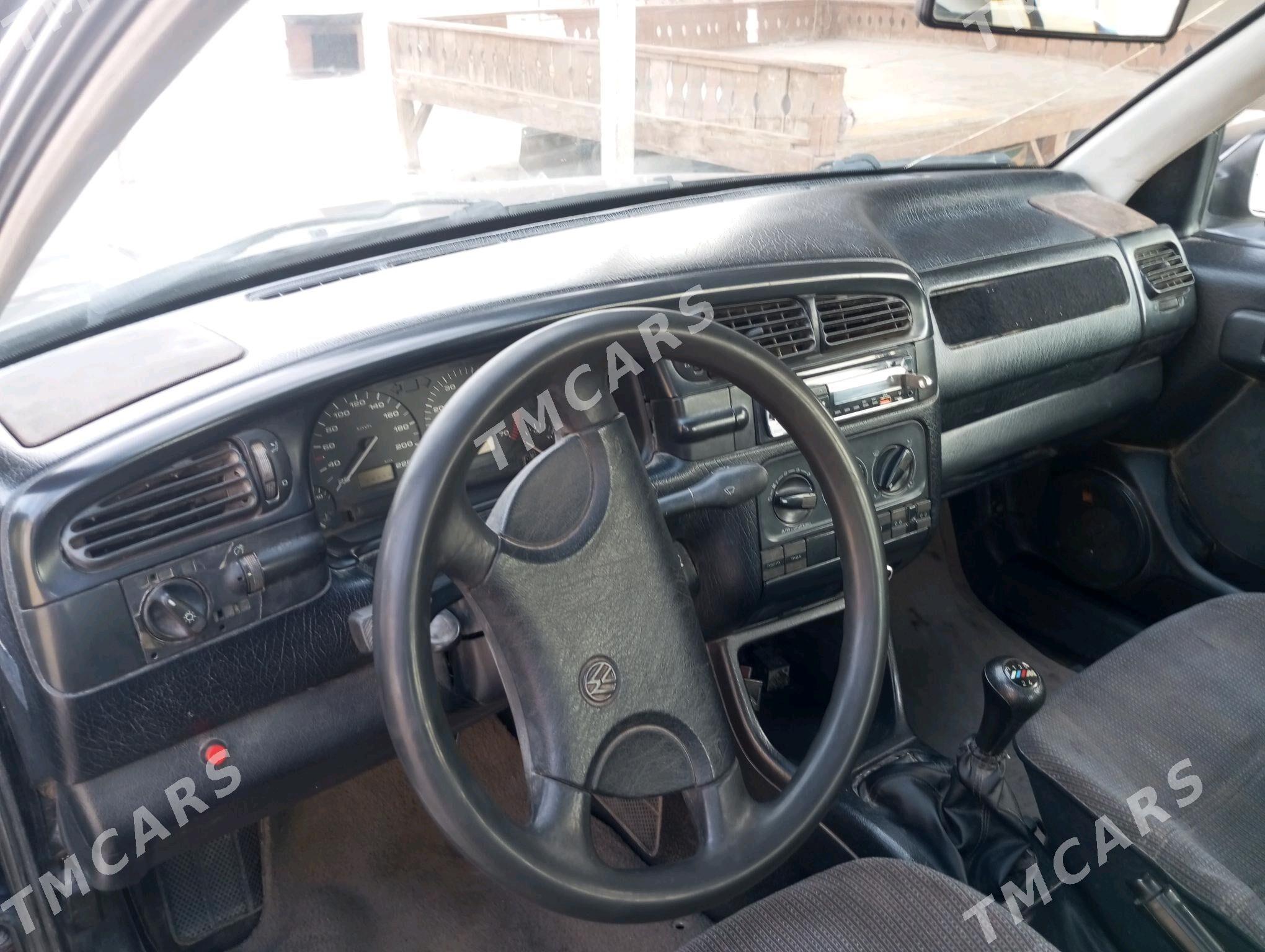 Volkswagen Jetta 1992 - 39 000 TMT - Mary - img 4