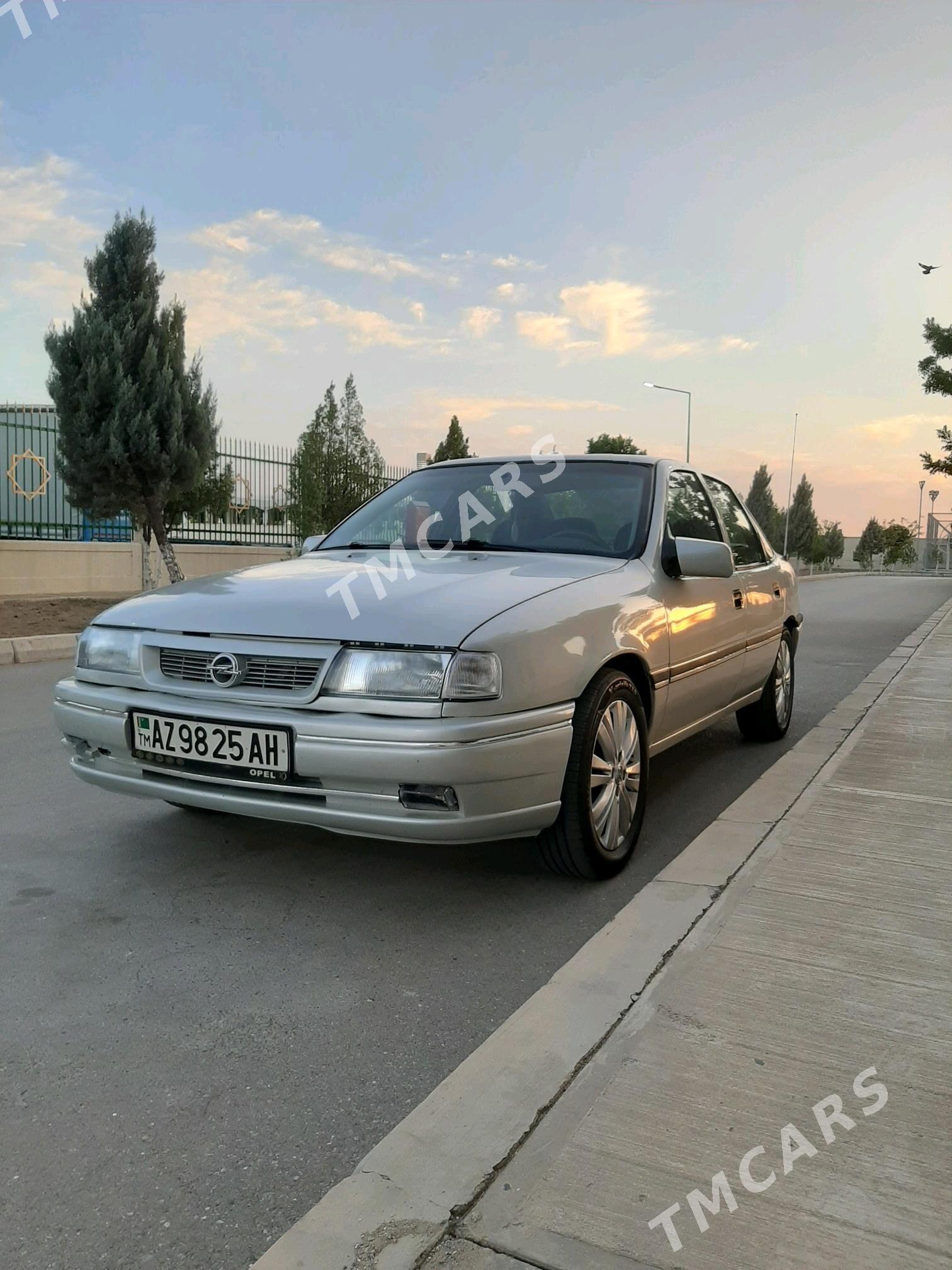 Opel Vectra 1992 - 60 000 TMT - 1 мкр - img 2