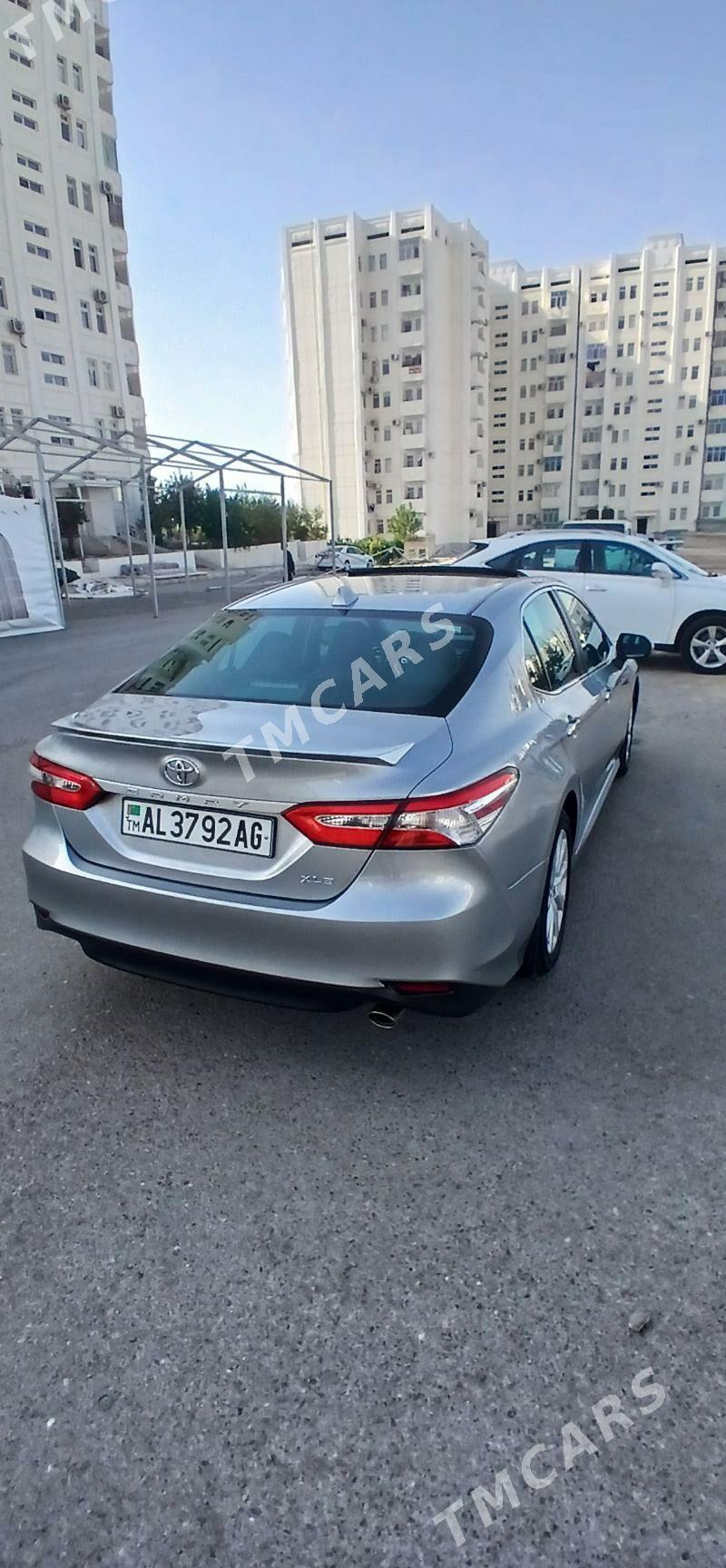 Toyota Camry 2018 - 310 000 TMT - Parahat 7 - img 2