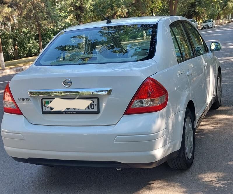 Nissan Versa 2009 - 137 000 TMT - Ашхабад - img 5