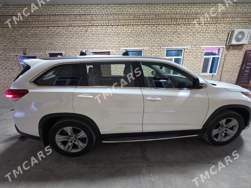 Toyota Highlander 2019 - 450 000 TMT - Векильбазар - img 4