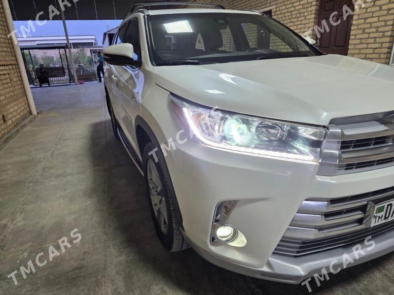 Toyota Highlander 2019 - 450 000 TMT - Векильбазар - img 10