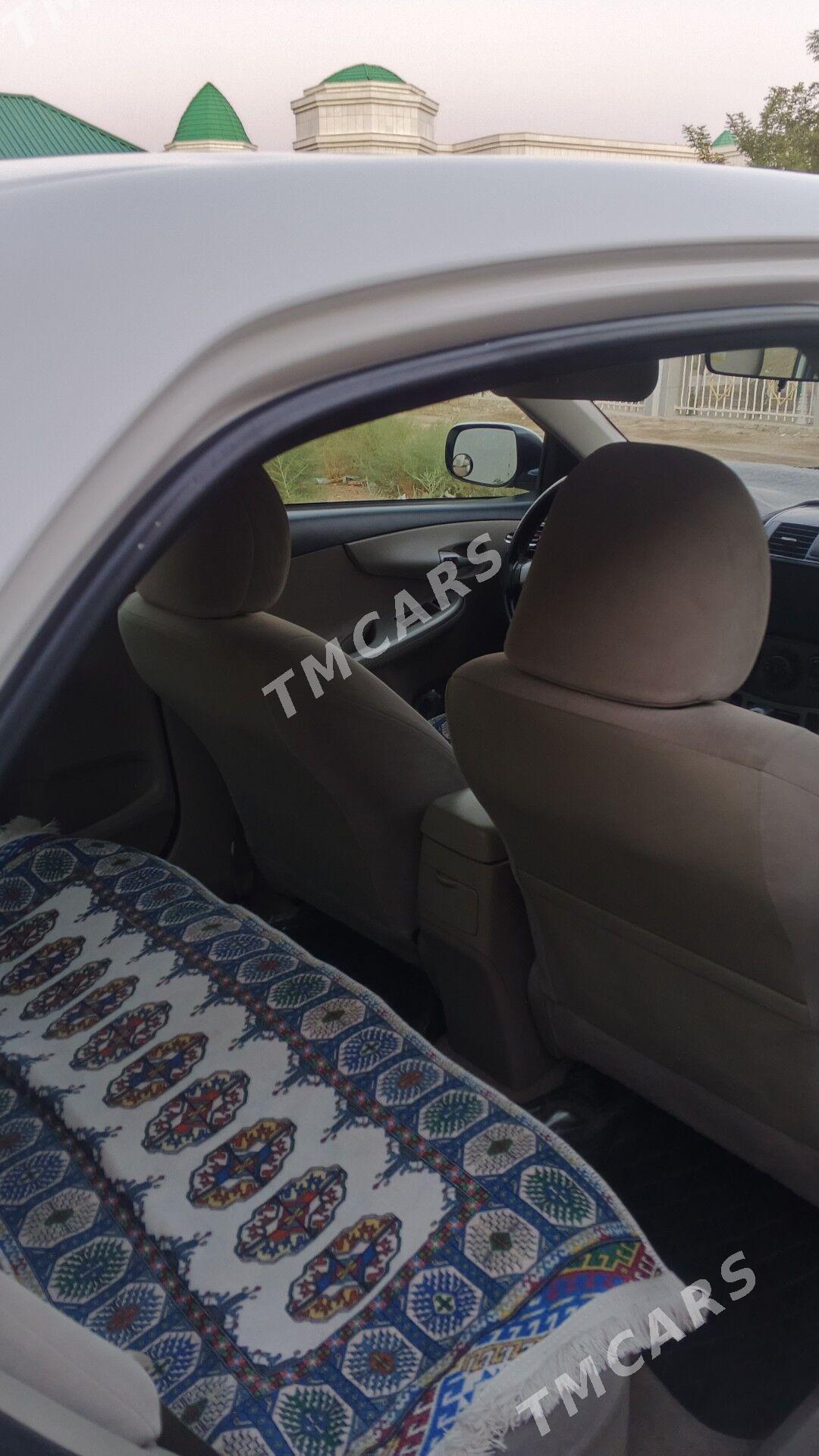 Toyota Corolla 2011 - 155 000 TMT - Туркменбаши - img 3