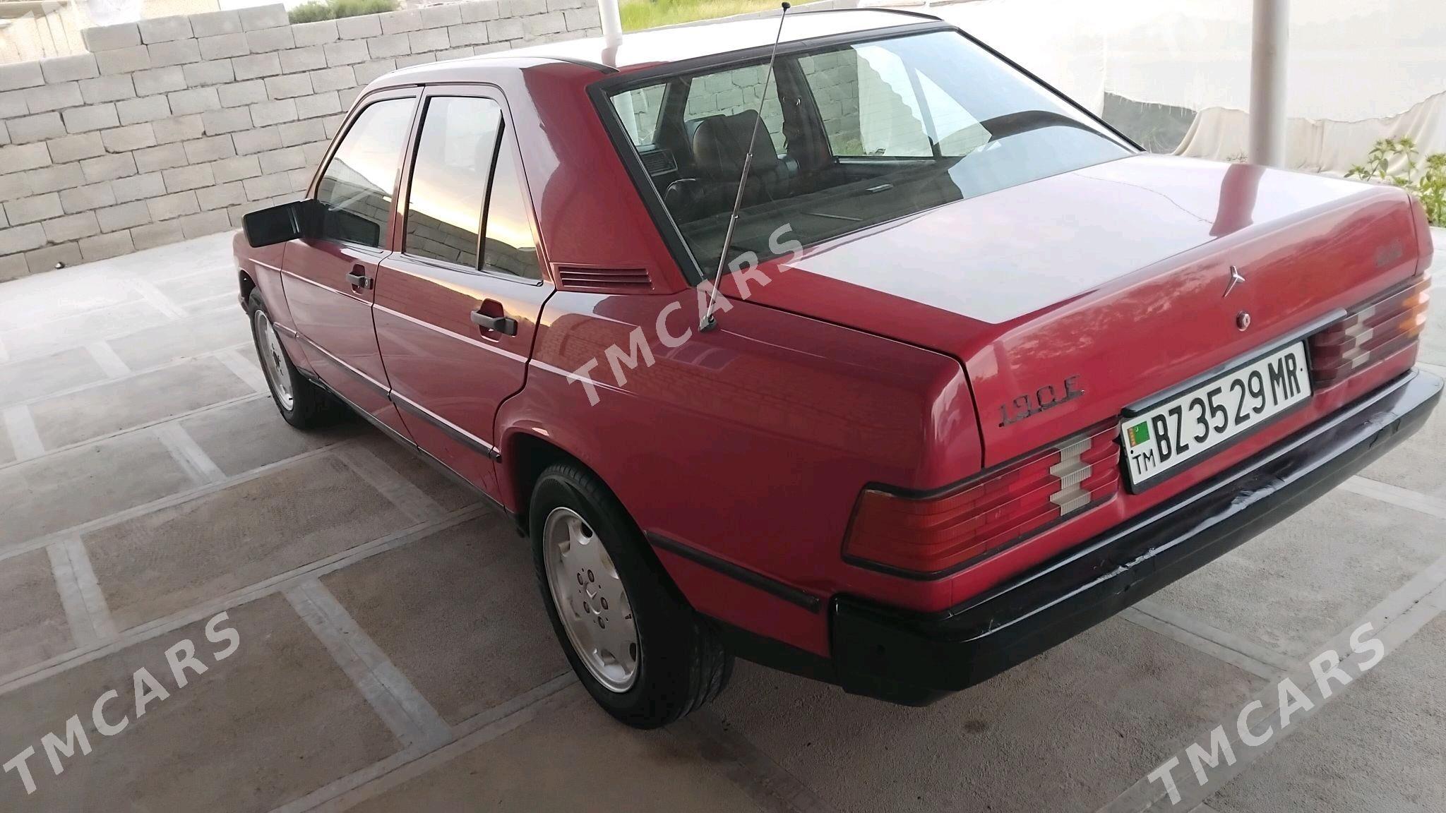 Mercedes-Benz 190E 1992 - 32 000 TMT - Мары - img 2