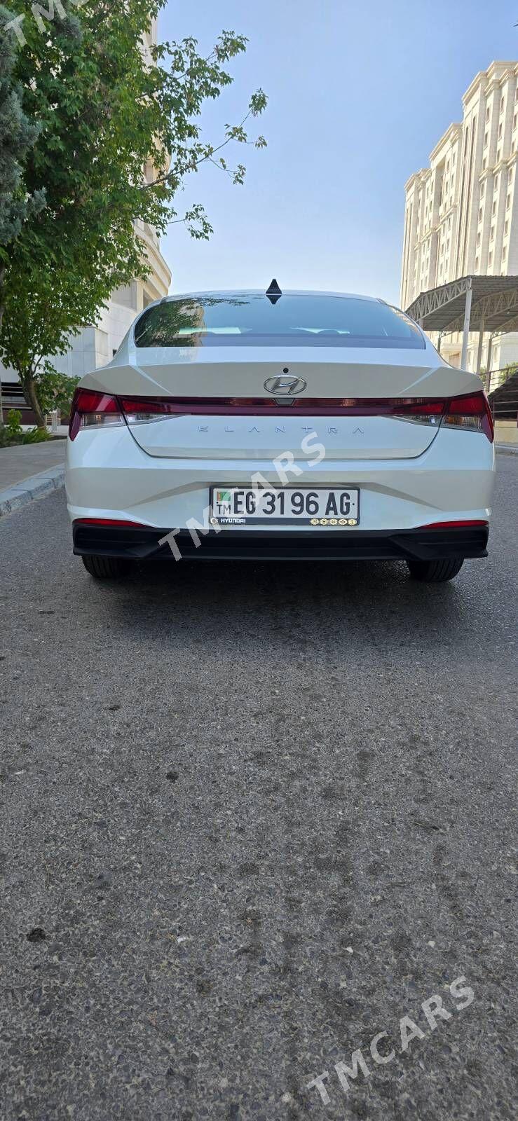 Hyundai Elantra 2021 - 255 000 TMT - Ашхабад - img 4