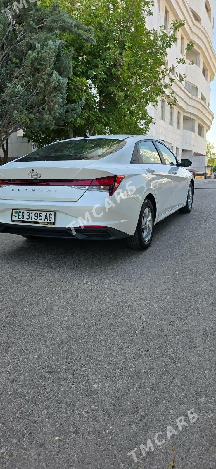 Hyundai Elantra 2021 - 255 000 TMT - Ашхабад - img 8