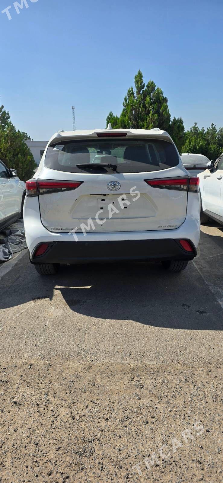 Toyota Highlander 2021 - 600 000 TMT - Aşgabat - img 5