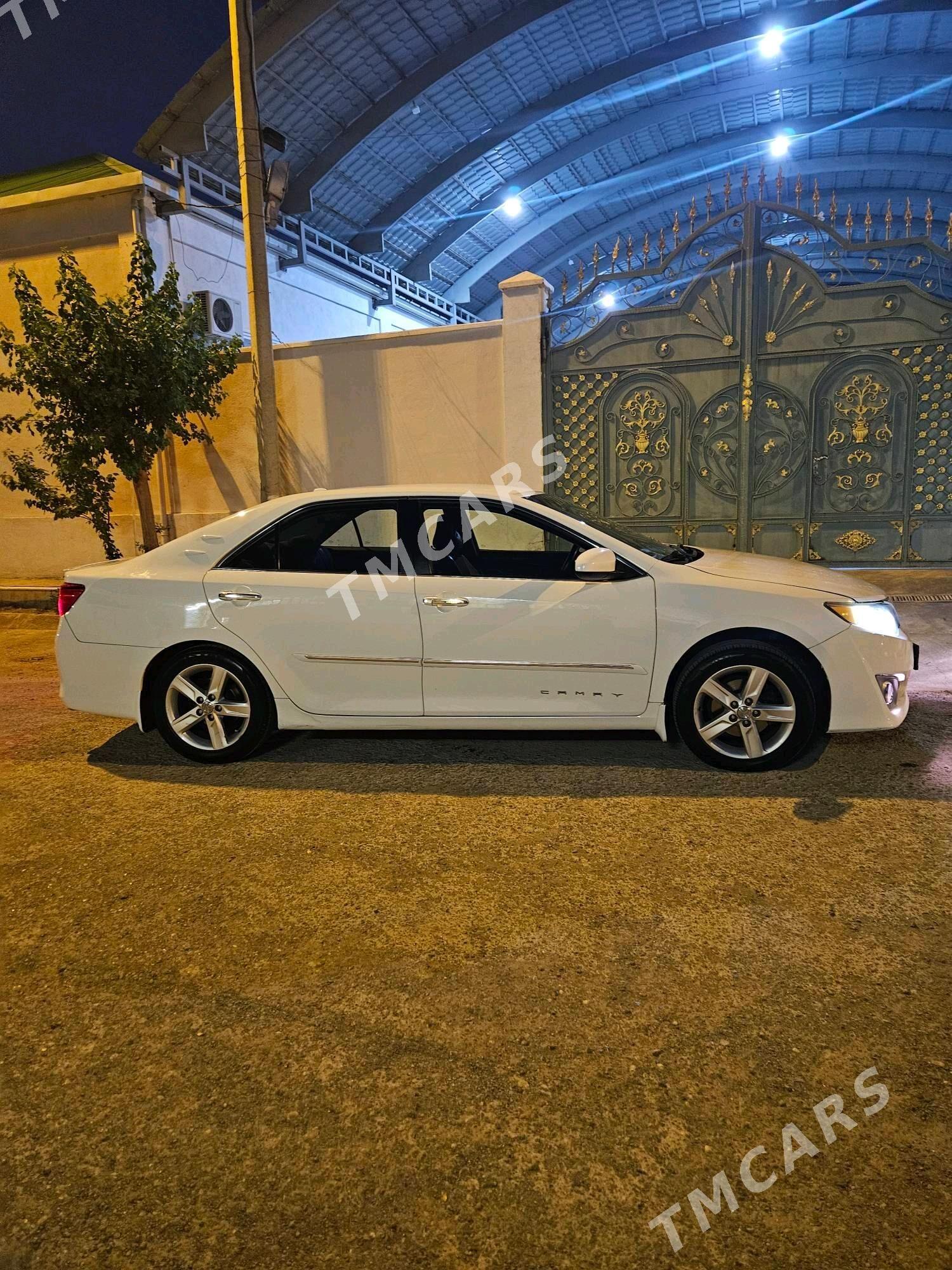 Toyota Camry 2012 - 185 000 TMT - Ашхабад - img 3
