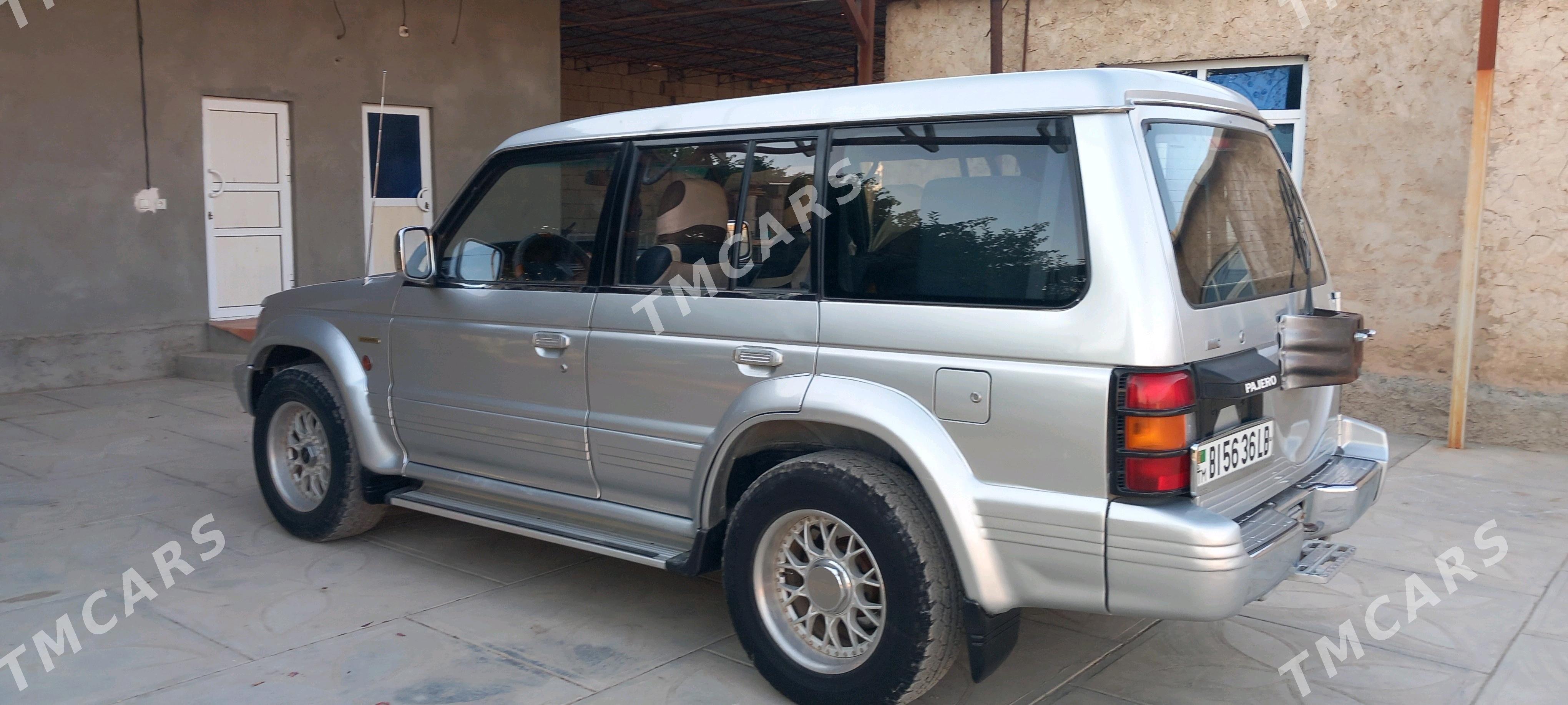 Mitsubishi Pajero 1994 - 75 000 TMT - Köýtendag - img 7