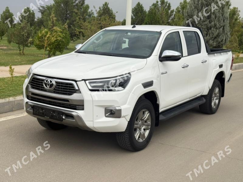 Toyota Hilux 2021 - 570 000 TMT - Ашхабад - img 5