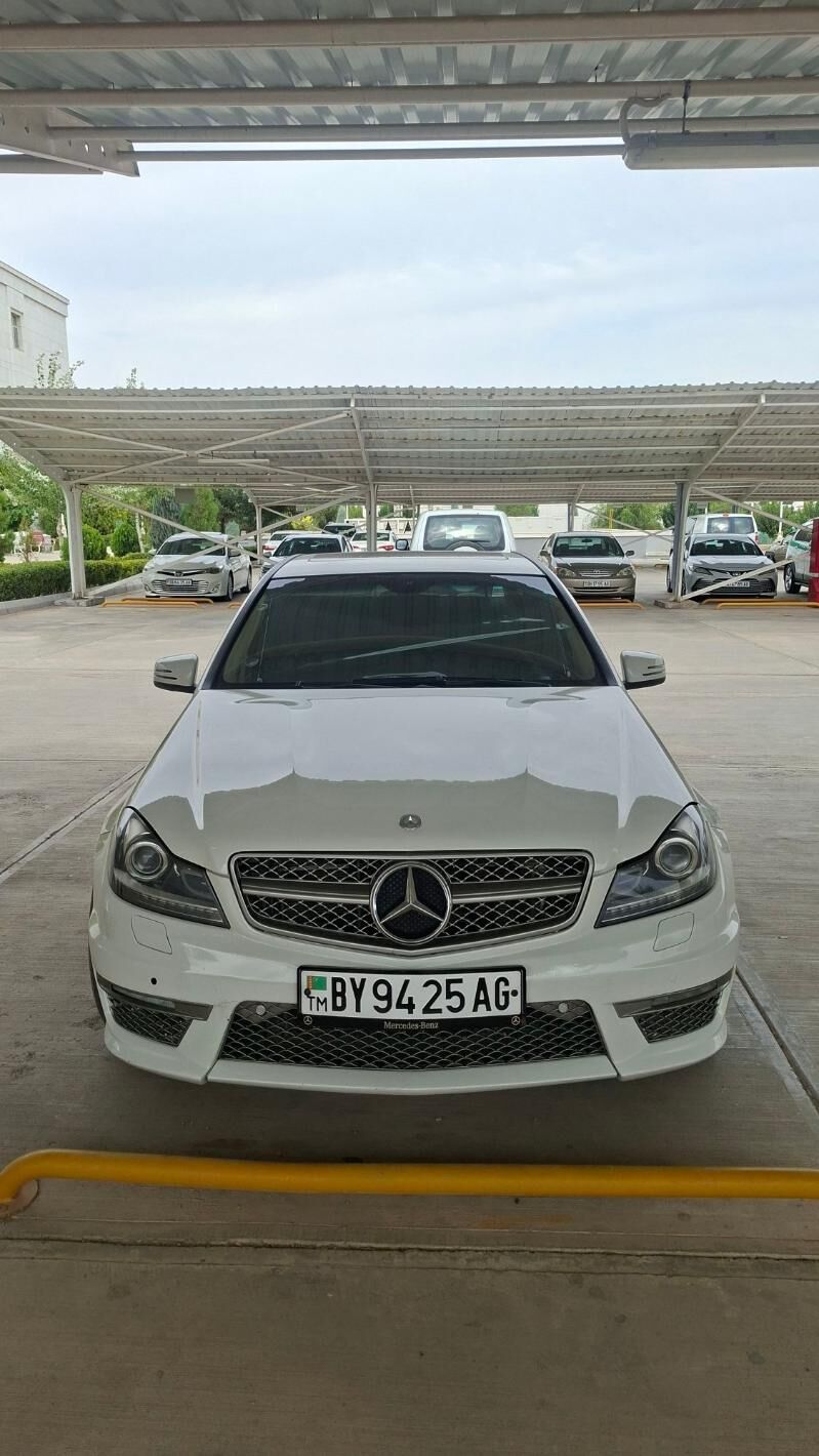 Mercedes-Benz C300 2011 - 210 000 TMT - 30 mkr - img 3