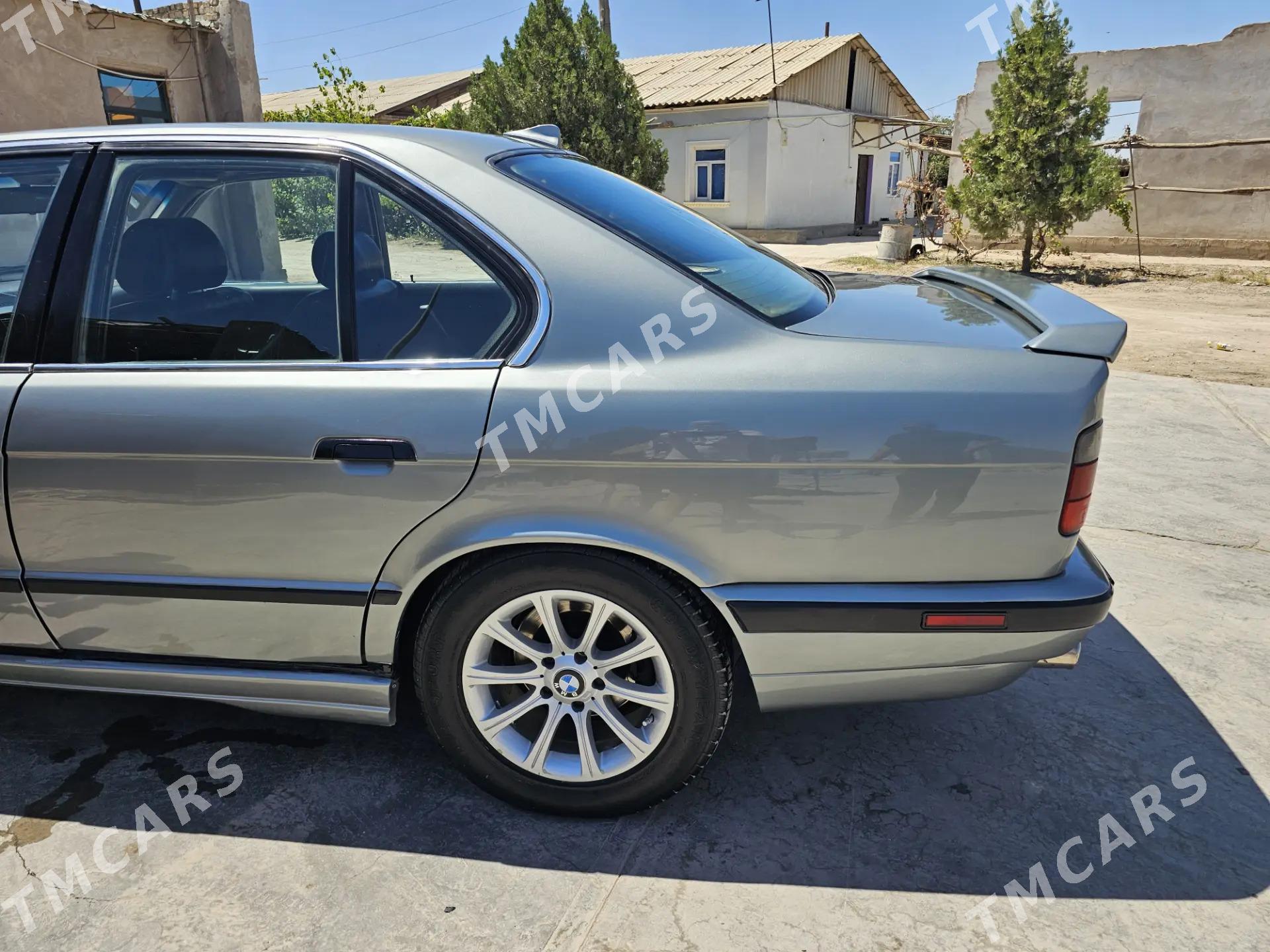 BMW 520 1993 - 80 000 TMT - Фарап - img 3