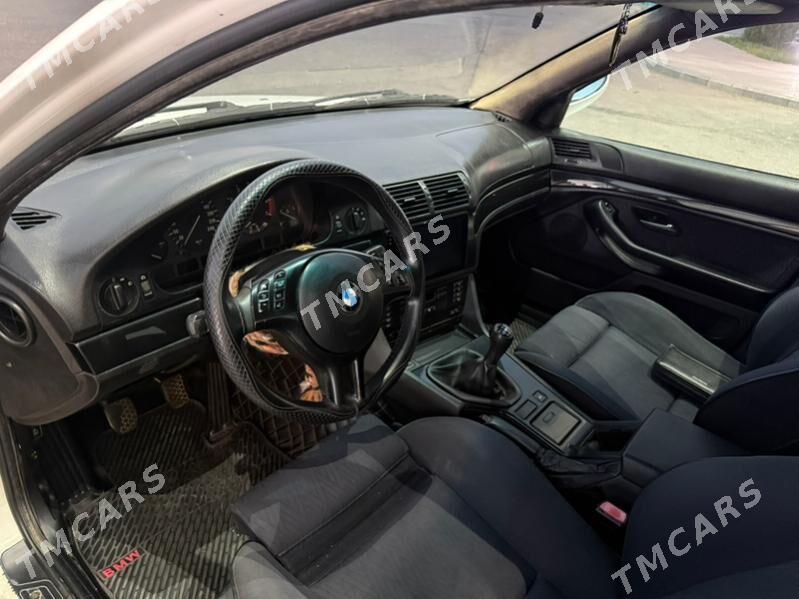 BMW E39 1997 - 110 000 TMT - Гурбансолтан Едже - img 5