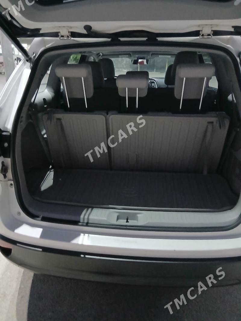 Toyota Highlander 2018 - 460 000 TMT - Ашхабад - img 7