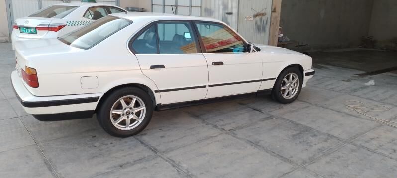 BMW 525 1991 - 53 000 TMT - Mary - img 8