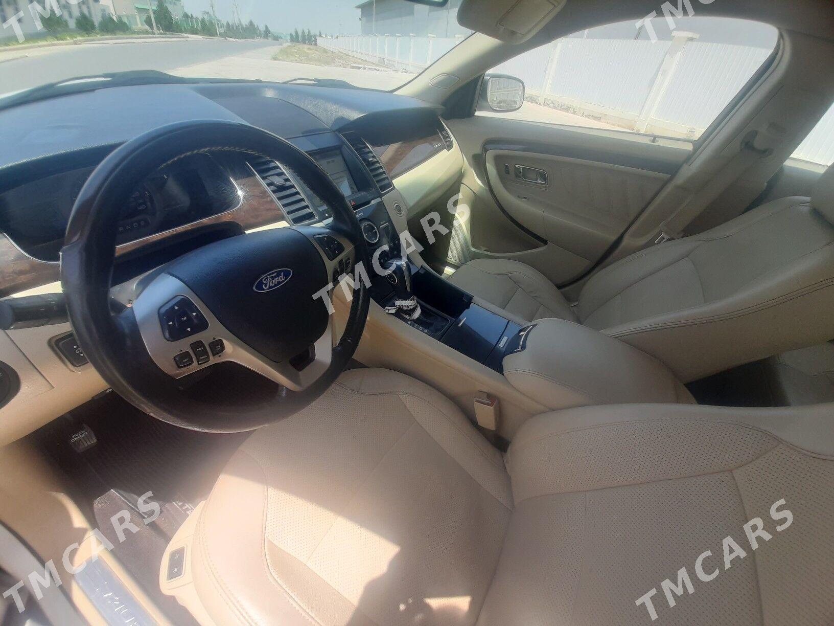 Ford Taurus 2018 - 220 000 TMT - Aşgabat - img 6
