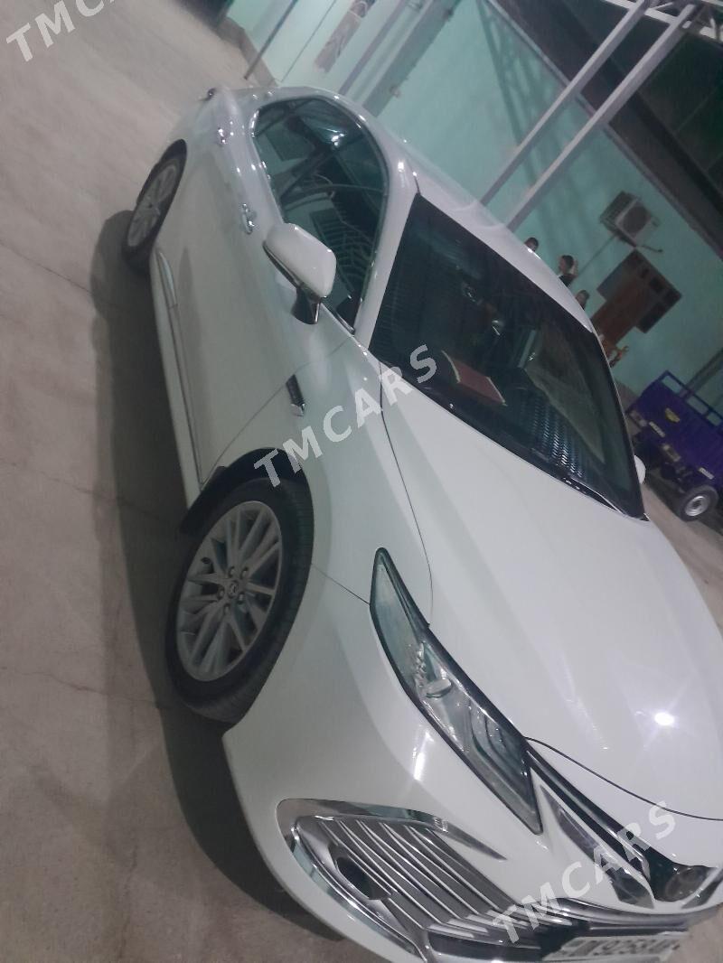 Toyota Camry 2019 - 320 000 TMT - Tejen - img 3