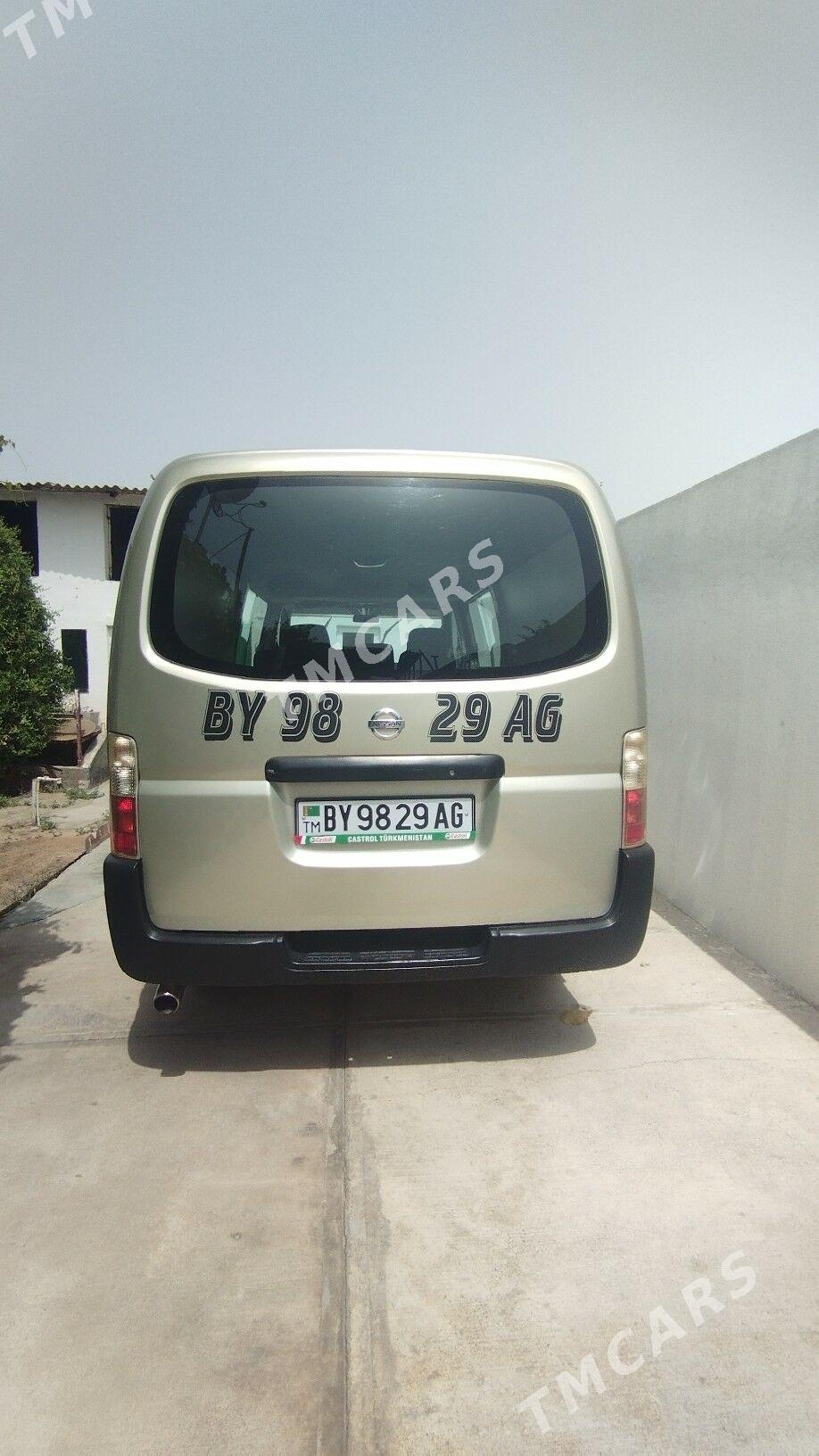 Nissan Urvan 2010 - 160 000 TMT - Ашхабад - img 2
