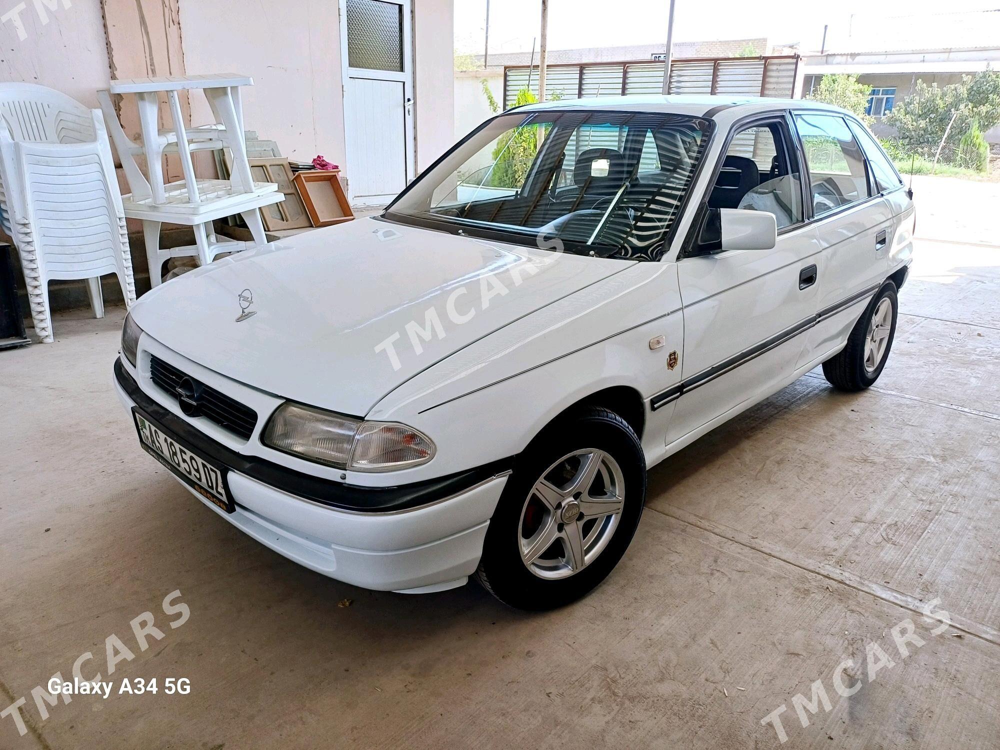 Opel Astra 1993 - 41 000 TMT - Дашогуз - img 5